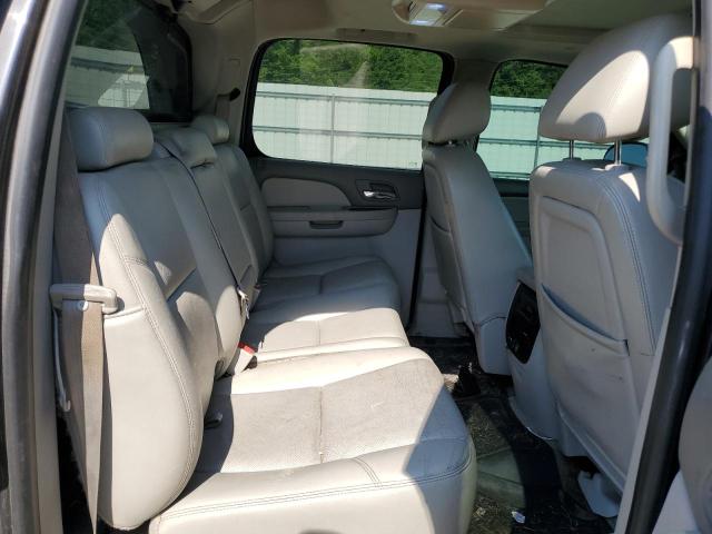 Photo 10 from auction – 2010 CHEVROLET AVALANCHE with VIN 3GNVKGE02AG232914