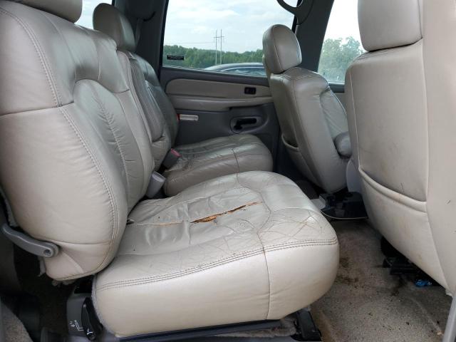 Photo 11 from auction – 2001 CHEVROLET SUBURBAN C with VIN 3GNEC16TX1G203129