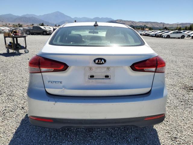 صورة رقم 6 من المزاد - 2017 KIA FORTE LX مع VIN 3KPFK4A78HE048601