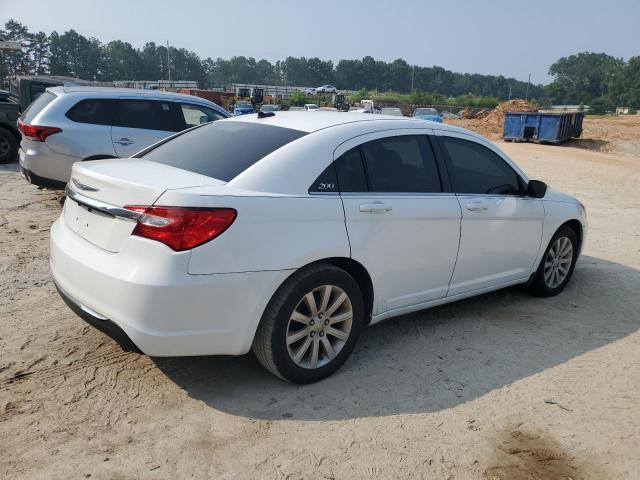 Photo 3 from auction – 2014 CHRYSLER 200 TOURIN with VIN 1C3CCBBG8EN113865