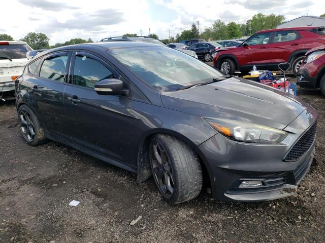 Photo 4 from auction – 2017 FORD FOCUS ST with VIN 1FADP3L92HL348746