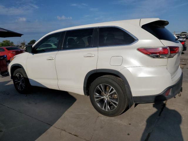 Photo 2 from auction – 2017 TOYOTA HIGHLANDER with VIN 5TDZARFH4HS028477