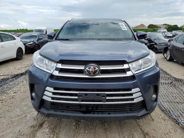 Photo 5 from auction – 2019 TOYOTA HIGHLANDER with VIN 5TDJZRFH0KS738361