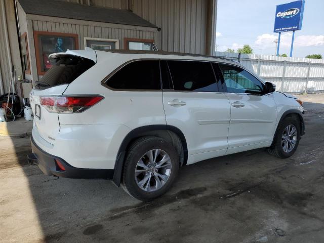 Photo 3 from auction – 2015 TOYOTA HIGHLANDER with VIN 5TDJKRFH9FS135807