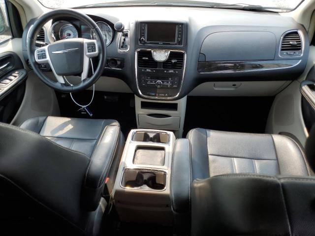 Photo 8 from auction – 2015 CHRYSLER TOWN & COU with VIN 2C4RC1BG5FR695850