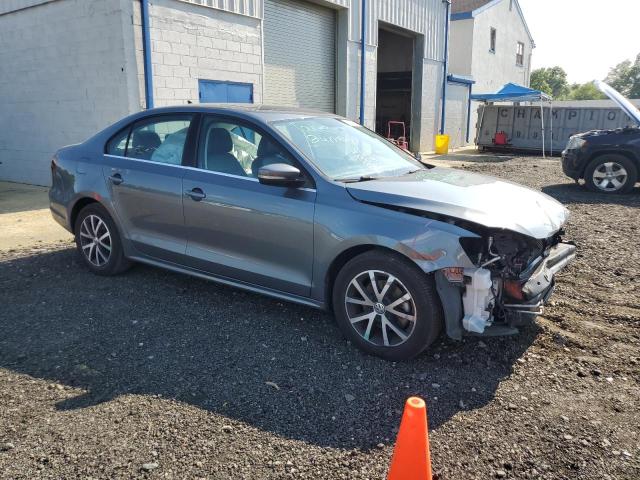 صورة رقم 4 من المزاد - 2017 VOLKSWAGEN JETTA SE مع VIN 3VWDB7AJ9HM259331