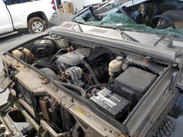 Photo 12 from auction – 2005 HUMMER H2 with VIN 5GRGN23U35H104130