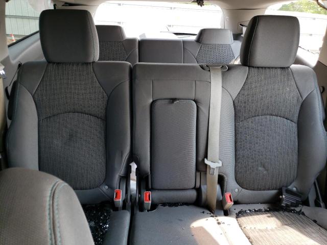 Photo 10 from auction – 2017 CHEVROLET TRAVERSE L with VIN 1GNKVFED5HJ136470