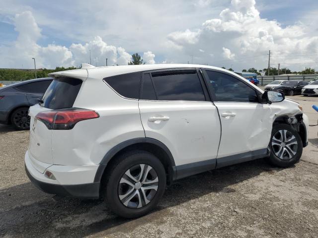 Photo 3 from auction – 2018 TOYOTA RAV4 LE with VIN 2T3ZFREV3JW442167