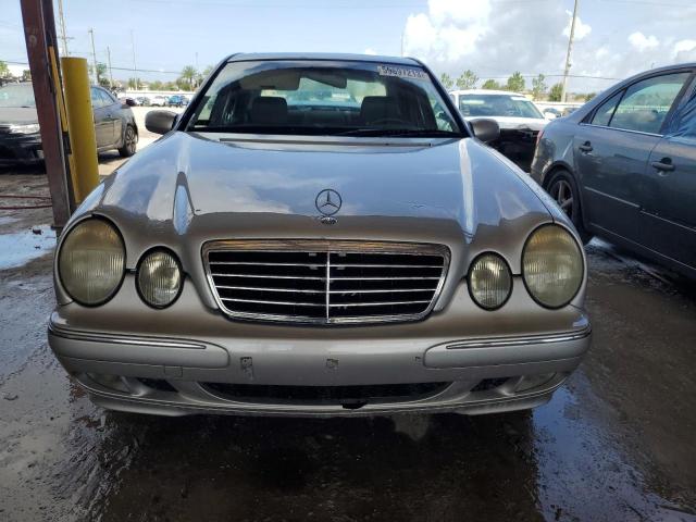 Photo 5 from auction – 2000 MERCEDES-BENZ E 320 with VIN WDBJF65J8YB112986