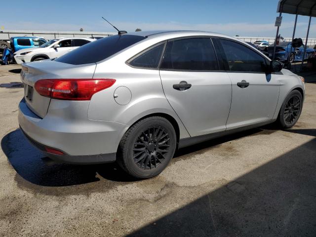 Photo 3 from auction – 2015 FORD FOCUS S with VIN 1FADP3E20FL349438
