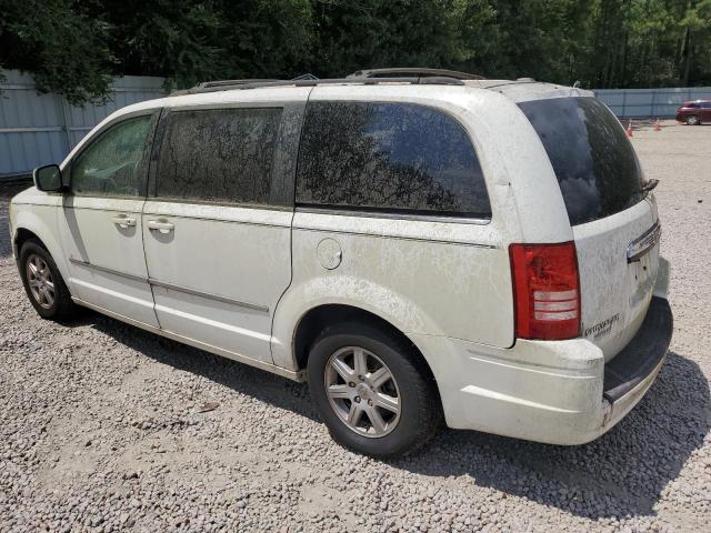 Photo 2 from auction – 2010 CHRYSLER TOWN & COU with VIN 2A4RR5D14AR232129