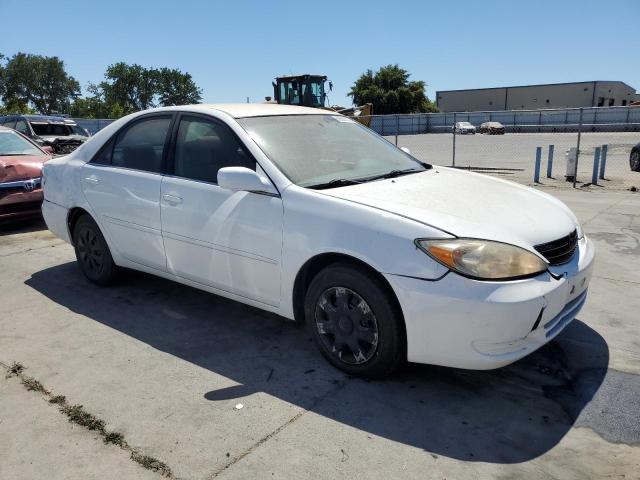 Photo 4 from auction – 2004 TOYOTA CAMRY LE with VIN 4T1BE32K64U353024