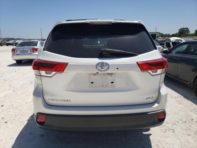 صورة رقم 6 من المزاد - 2018 TOYOTA HIGHLANDER مع VIN 5TDKZRFH8JS534975