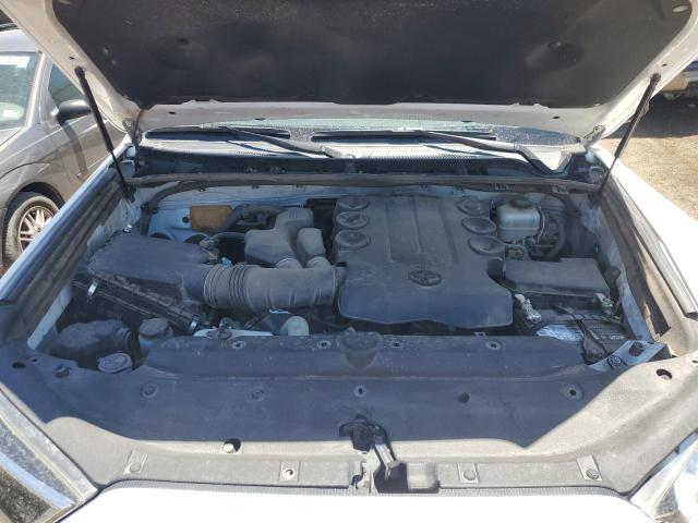 Photo 11 from auction – 2015 TOYOTA 4RUNNER SR with VIN JTEBU5JR0F5272871