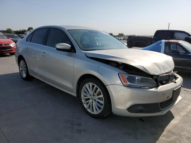 Photo 4 from auction – 2011 VOLKSWAGEN JETTA SEL with VIN 3VWLX7AJ3BM375550