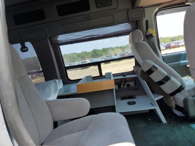 Photo 11 from auction – 2004 FORD ECONOLINE with VIN 1FDRE14L24HB47555