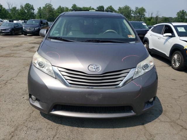 Photo 5 from auction – 2012 TOYOTA SIENNA XLE with VIN 5TDDK3DC9CS034957