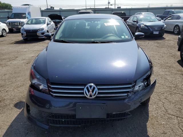 Photo 5 from auction – 2014 VOLKSWAGEN PASSAT S with VIN 1VWAT7A3XEC039226