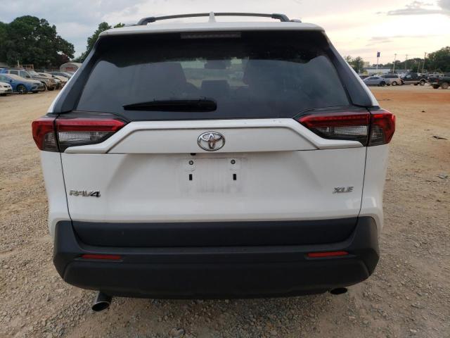 Photo 6 from auction – 2022 TOYOTA RAV4 XLE with VIN 2T3W1RFV8NC188043