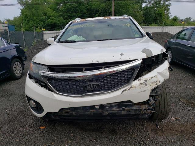 Photo 5 from auction – 2013 KIA SORENTO LX with VIN 5XYKTDA68DG417392