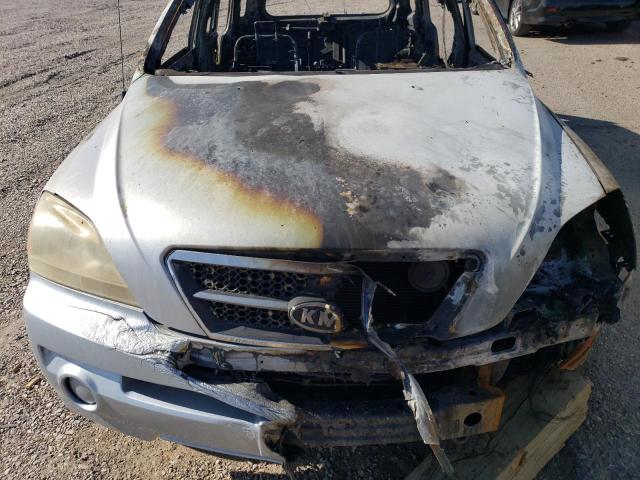 Photo 12 from auction – 2005 KIA SORENTO EX with VIN KNDJD733255420778