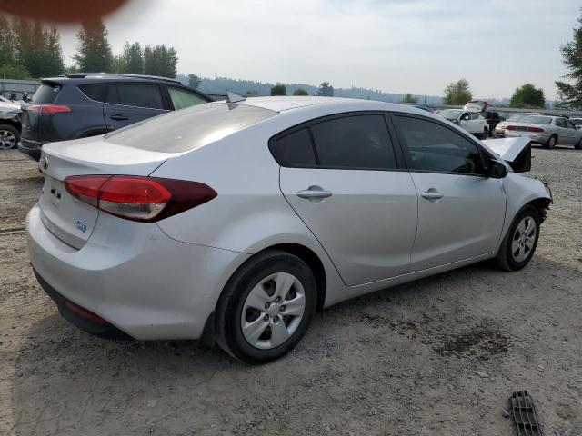 Photo 3 from auction – 2017 KIA FORTE LX with VIN 3KPFK4A73HE019233