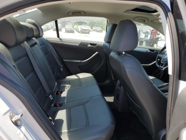 Photo 10 from auction – 2017 VOLKSWAGEN JETTA SE with VIN 3VWDB7AJ2HM391749