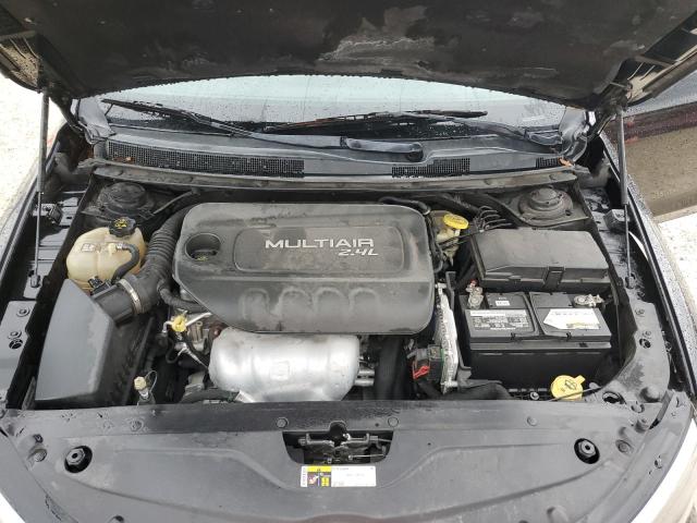 Снимка 11 от търг – 2015 CHRYSLER 200 LIMITE с VIN 1C3CCCAB7FN696278