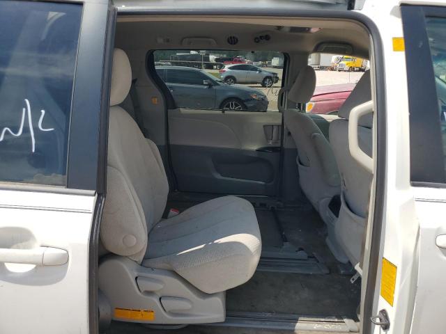 Photo 10 from auction – 2012 TOYOTA SIENNA LE with VIN 5TDKK3DC6CS232578
