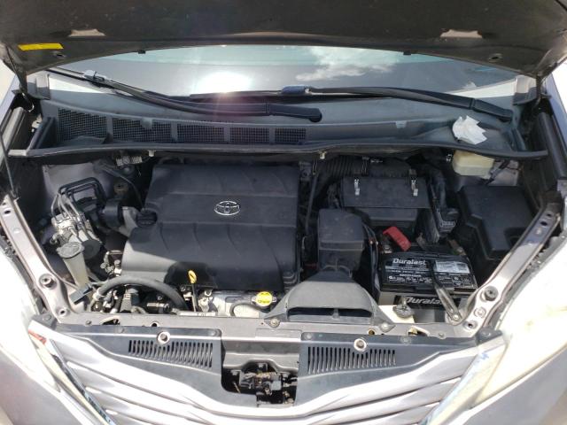 Photo 12 from auction – 2016 TOYOTA SIENNA XLE with VIN 5TDYK3DC6GS711972