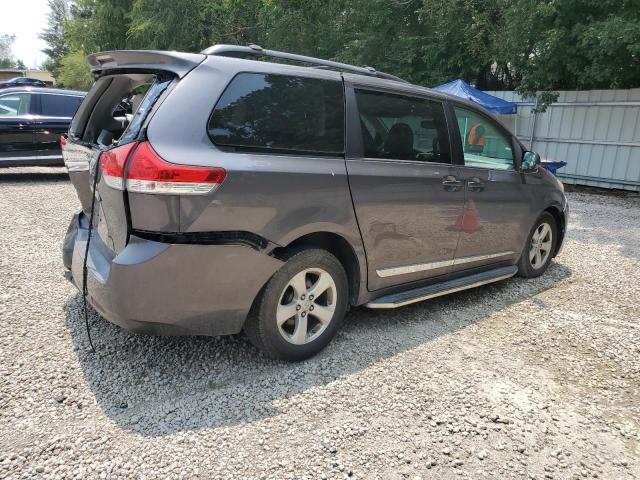 Photo 3 from auction – 2011 TOYOTA SIENNA LE with VIN 5TDKK3DC0BS090923