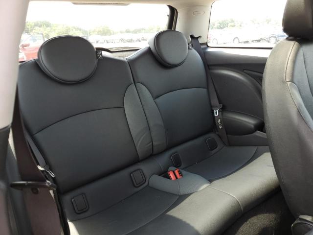 Photo 10 from auction – 2010 MINI COOPER with VIN WMWMF3C54ATZ65658