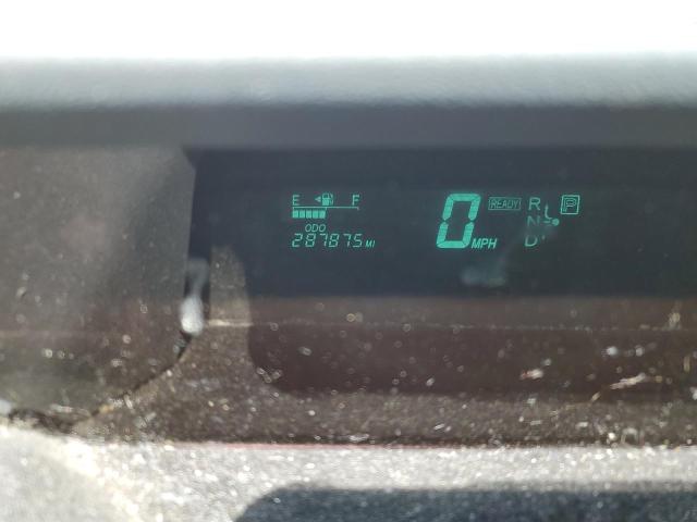Photo 9 from auction – 2005 TOYOTA PRIUS with VIN JTDKB20U853040656