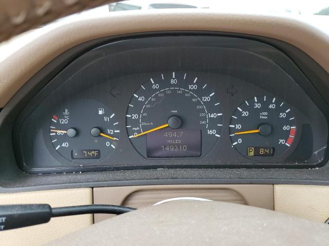Photo 9 from auction – 2000 MERCEDES-BENZ E 320 4MAT with VIN WDBJF82J3YX033969