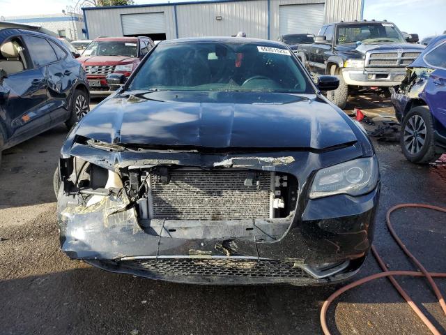 Photo 5 from auction – 2019 CHRYSLER 300 S with VIN 2C3CCABG2KH569522
