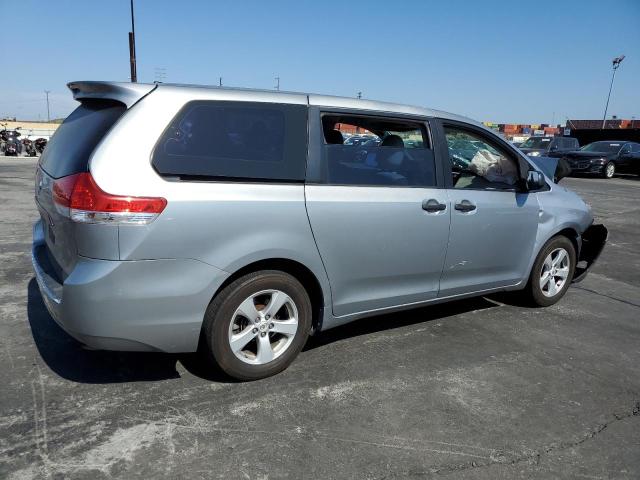 Foto 3 de la subasta – 2011 TOYOTA SIENNA BAS con VIN 5TDKA3DC7BS008771