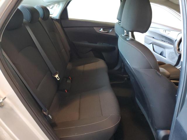 Photo 10 from auction – 2019 KIA FORTE FE with VIN 3KPF24AD8KE069669