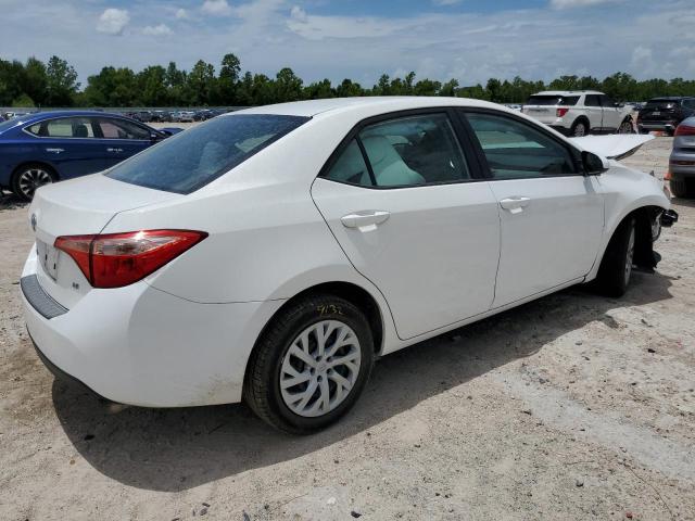 Photo 3 from auction – 2017 TOYOTA COROLLA L with VIN 5YFBURHE6HP653421