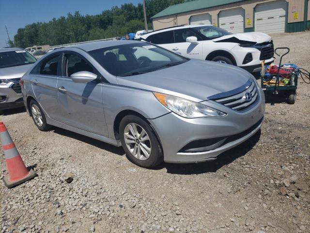 Photo 4 from auction – 2014 HYUNDAI SONATA GLS with VIN 5NPEB4AC9EH856133