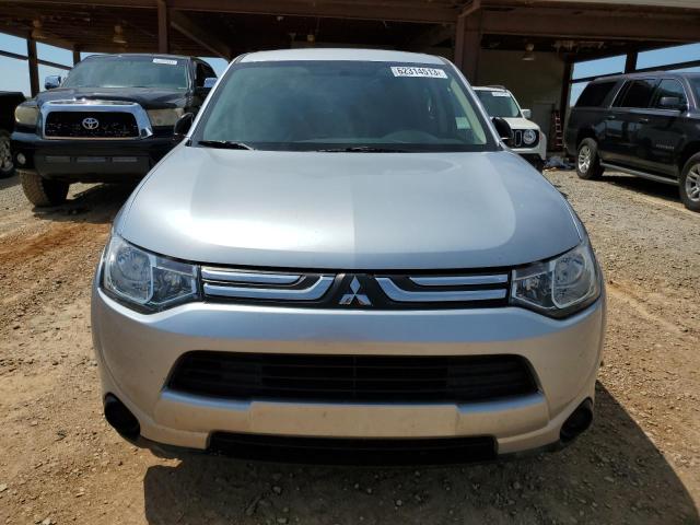 Photo 5 from auction – 2014 MITSUBISHI OUTLANDER with VIN JA4AD2A30EZ010070