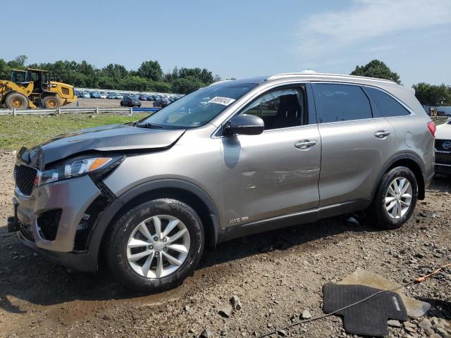 KIA SORENTO LX 2017 with VIN 5XYPGDA53HG230147 - Photo from auction