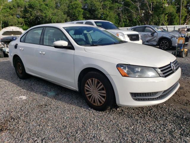 Photo 4 from auction – 2014 VOLKSWAGEN PASSAT with VIN 1VWAT7A33EC051265
