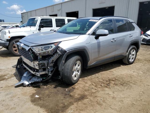 TOYOTA RAV4 XLE 2021 with VIN JTMR6RFV5MD509271 - Photo from auction
