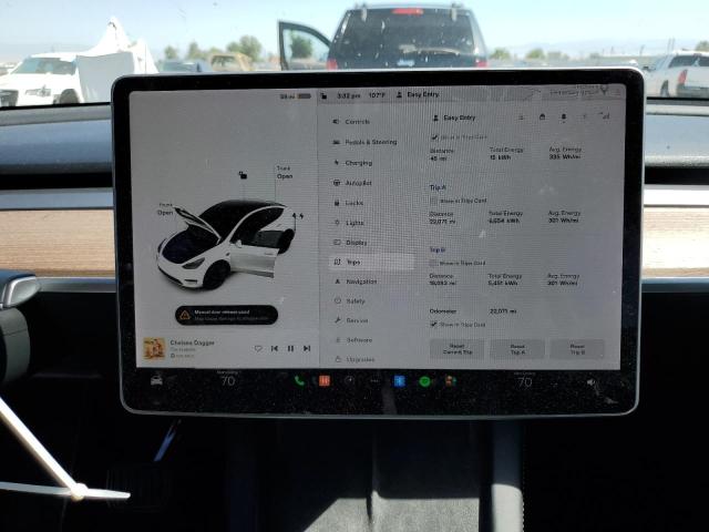 Photo 9 from auction – 2021 TESLA MODEL Y with VIN 5YJYGAEE5MF297475
