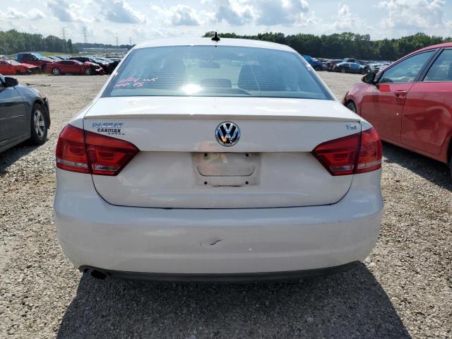 Photo 6 from auction – 2014 VOLKSWAGEN PASSAT S with VIN 1VWAS7A3XEC036541