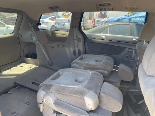 Photo 6 from auction – 2004 TOYOTA SIENNA CE with VIN 5TDZA23C44S002908