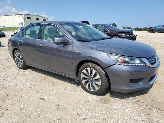 Photo 4 from auction – 2015 HONDA ACCORD HYB with VIN 1HGCR6F54FA010656
