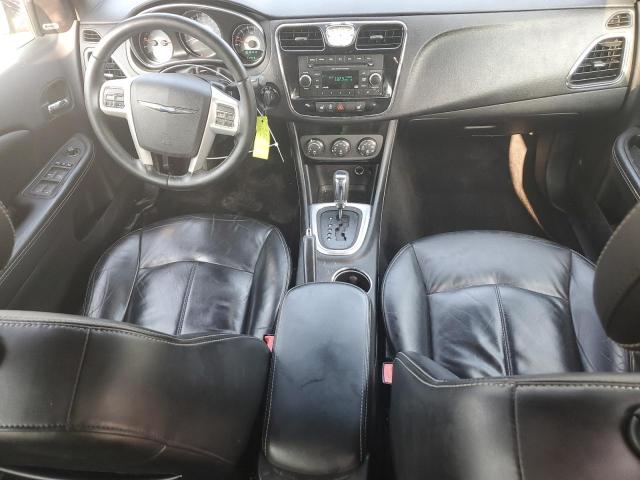 Photo 8 from auction – 2013 CHRYSLER 200 LIMITE with VIN 1C3CCBCGXDN525931