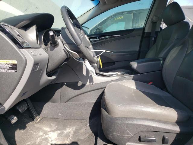 Photo 7 from auction – 2013 HYUNDAI SONATA SE with VIN 5NPEC4AB4DH504628